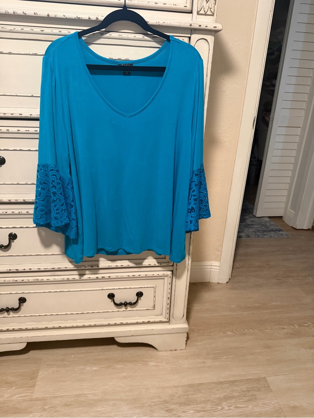Simply Emma Bright Turquoise V-Neck Top with Lace Bell Sleeves